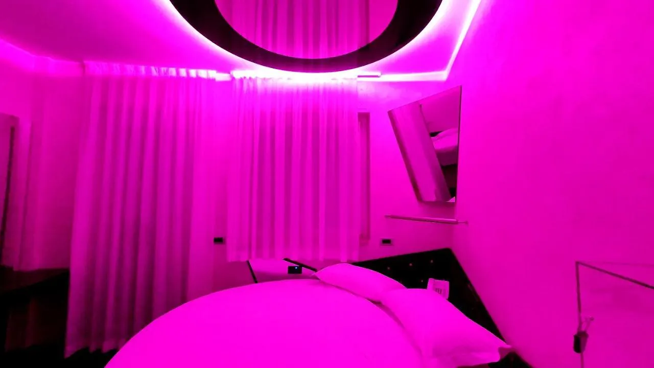 C Rooms - Love Motel Monza Cinisello Balsamo