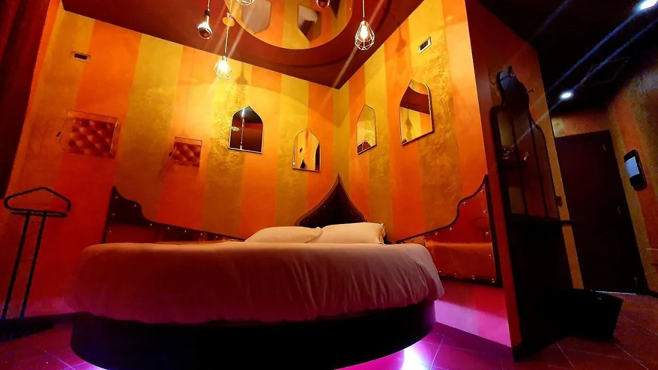 C Rooms - Love Motel Monza Cinisello Balsamo