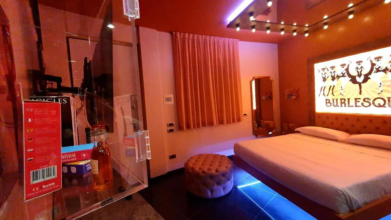 C Rooms - Love Motel Monza Cinisello Balsamo